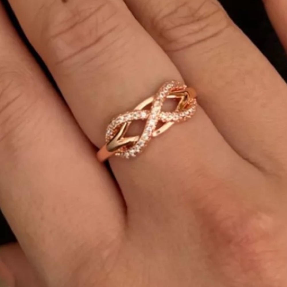 ❤️ABSOLUTELY GORGEOUS VINTAGE ROSE GOLD INFINITY RING❤️SIZE 6-12❤️